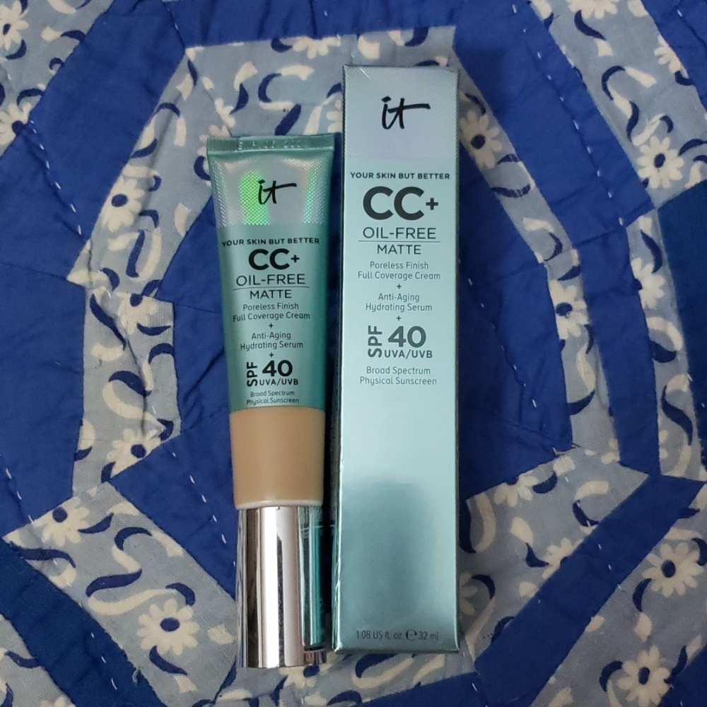IT Cosmetics Matte CC+ Cream BNWB